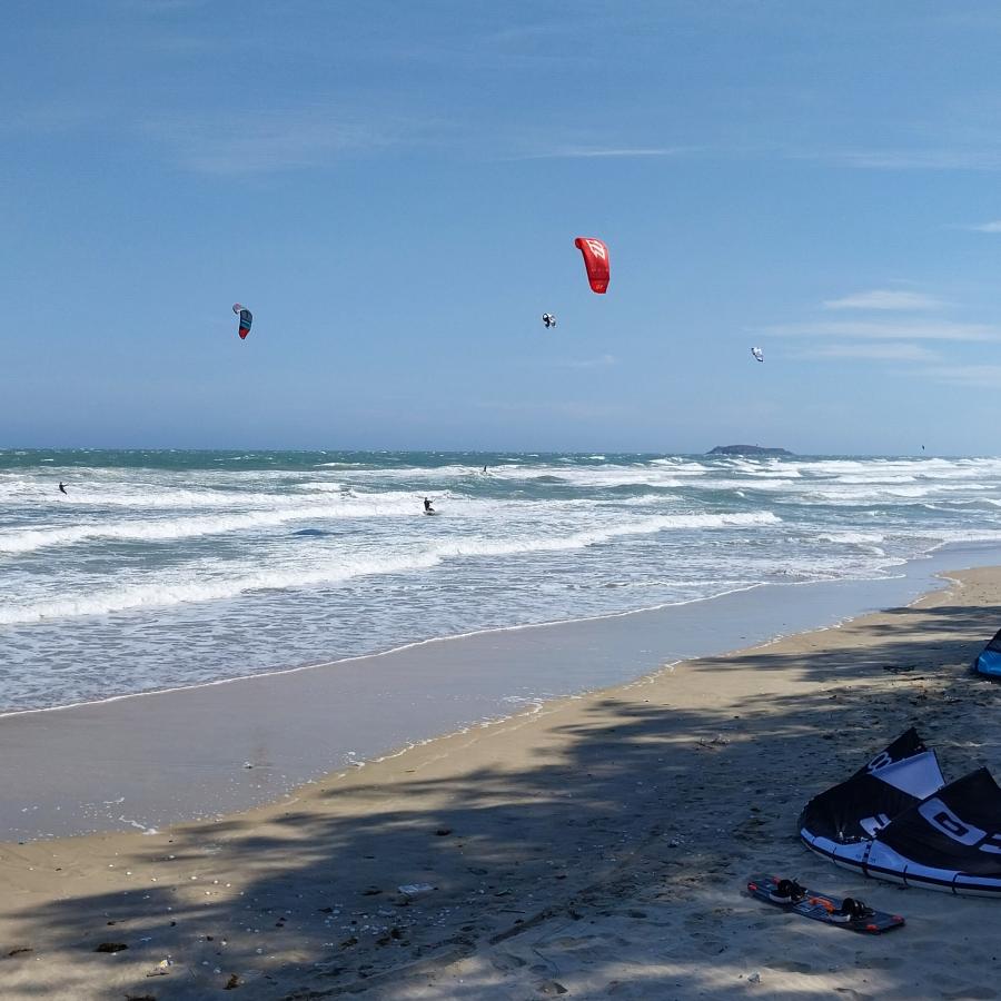 Kite school in Mui Ne  VietNam